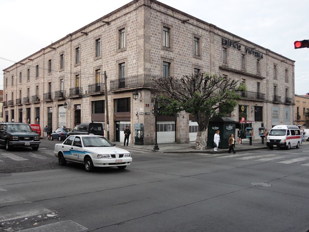 Capital O Hotel Victoria Morelia Exteriör bild